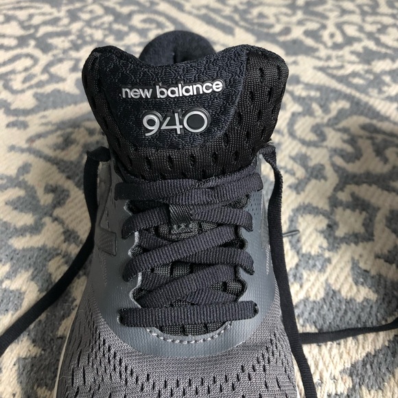 New Balance Women's 940 V4 Running Shoe - Picture 9 of 10